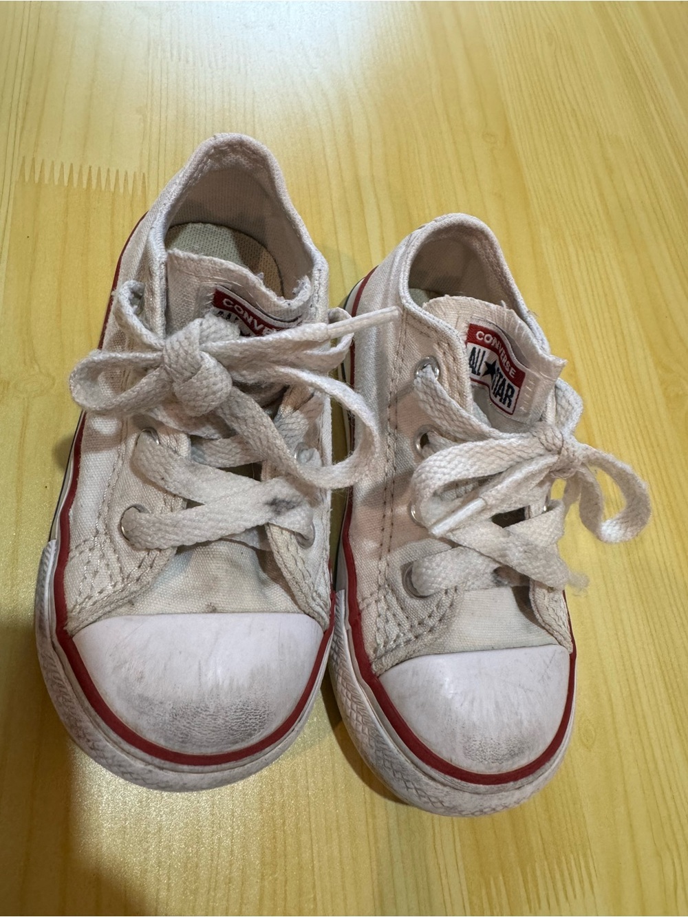 Converse Toddler' Chuck Taylor All Star Low-Top Sneakers in White Size 7